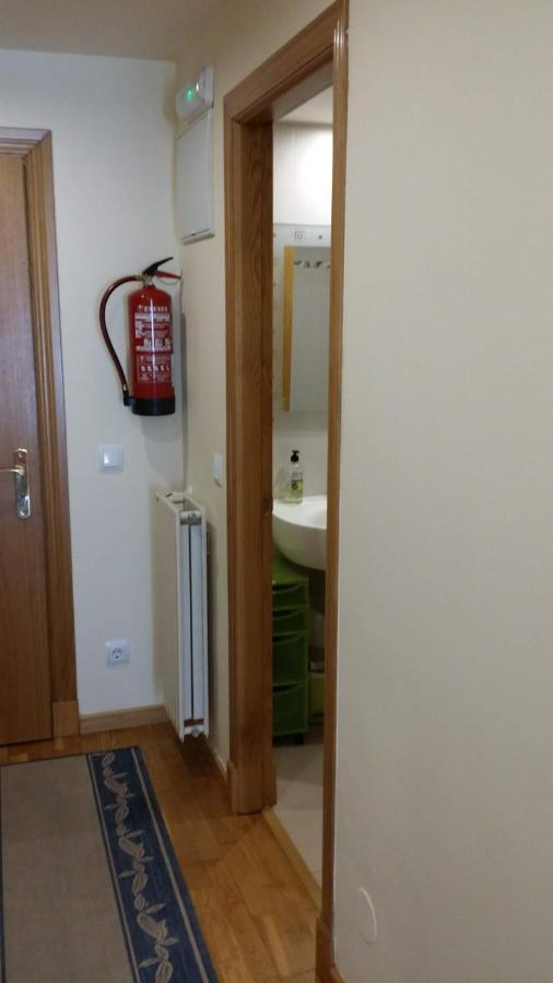 Apartamentos Chevere Granate Овьедо Экстерьер фото