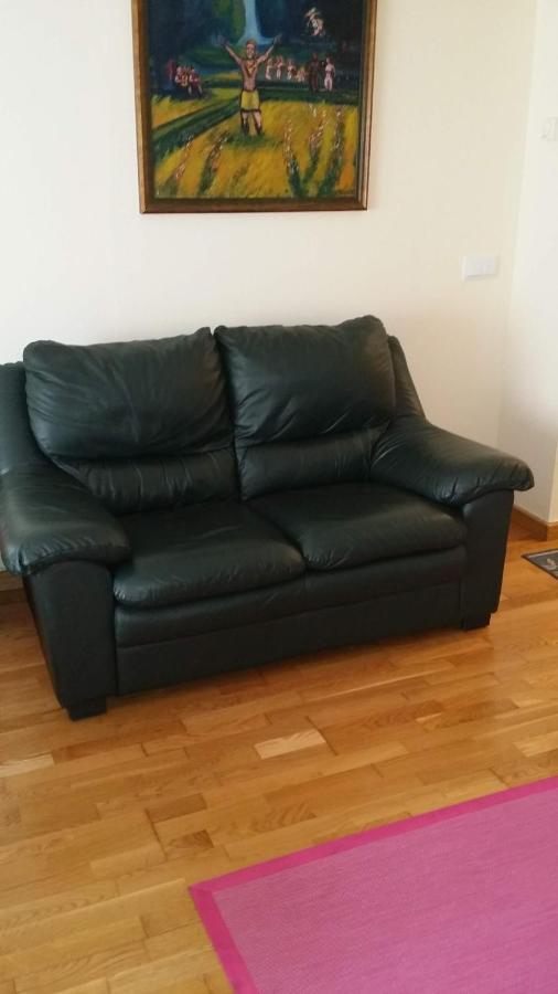 Apartamentos Chevere Granate Овьедо Экстерьер фото